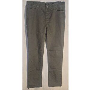 St. John's Bay, Ladies' jeans, straight leg, Green in size 14/Tall